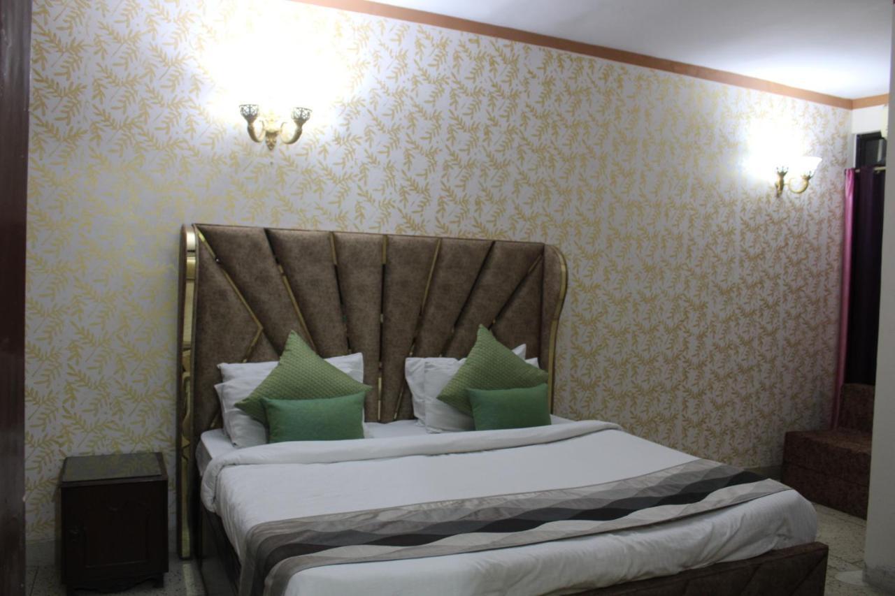 Awasthi Kozi Stays B&B - Closest To Vfs Nowe Delhi Zewnętrze zdjęcie