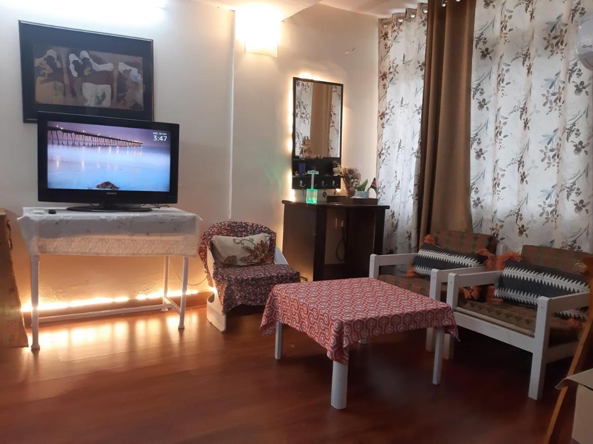Awasthi Kozi Stays B&B - Closest To Vfs Nowe Delhi Zewnętrze zdjęcie