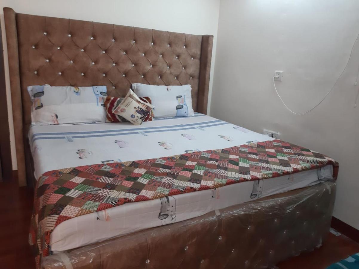 Awasthi Kozi Stays B&B - Closest To Vfs Nowe Delhi Zewnętrze zdjęcie