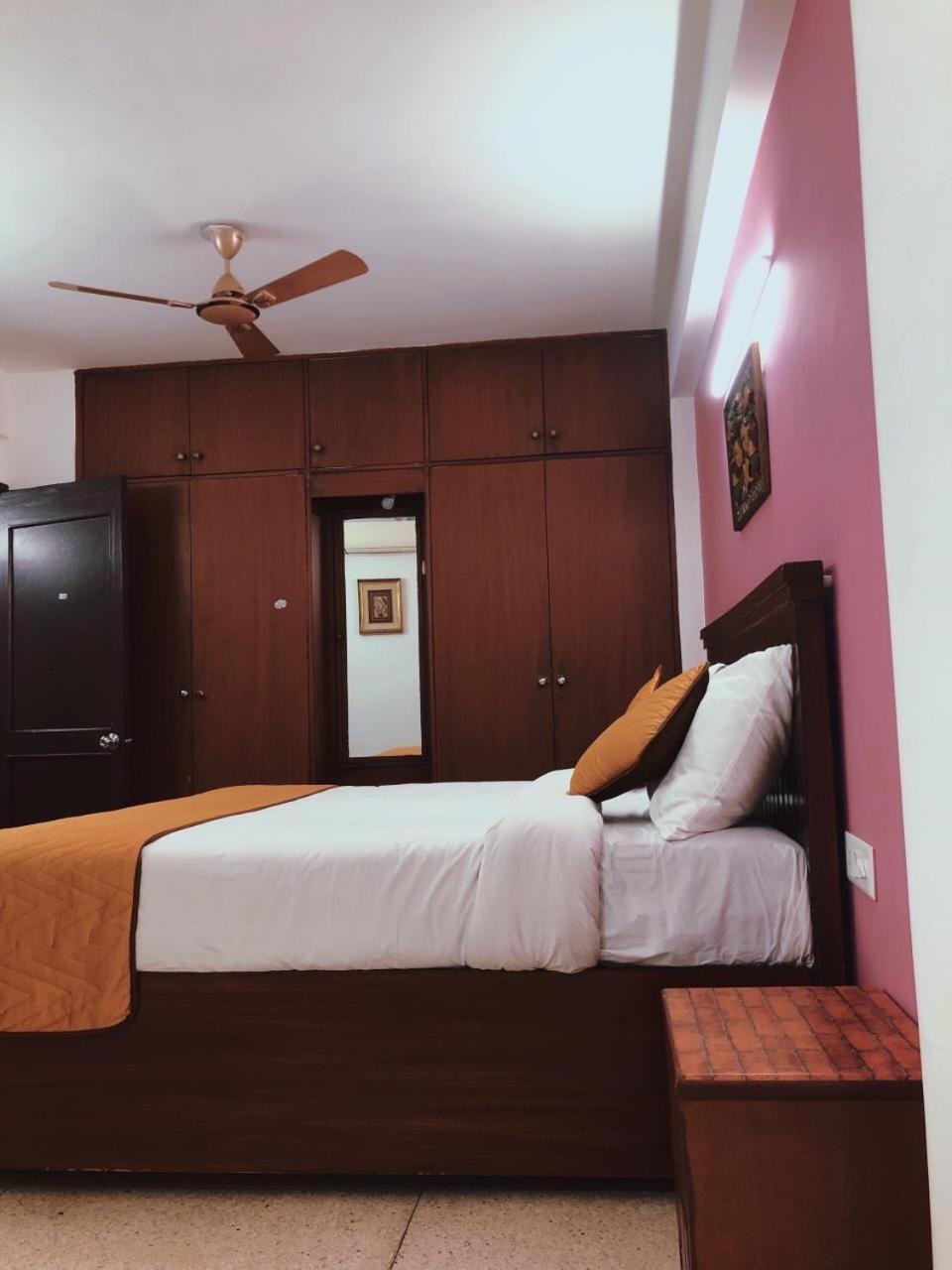 Awasthi Kozi Stays B&B - Closest To Vfs Nowe Delhi Zewnętrze zdjęcie